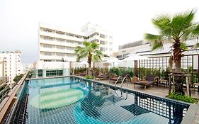 Sunshine Hotel And Residences Pattaya